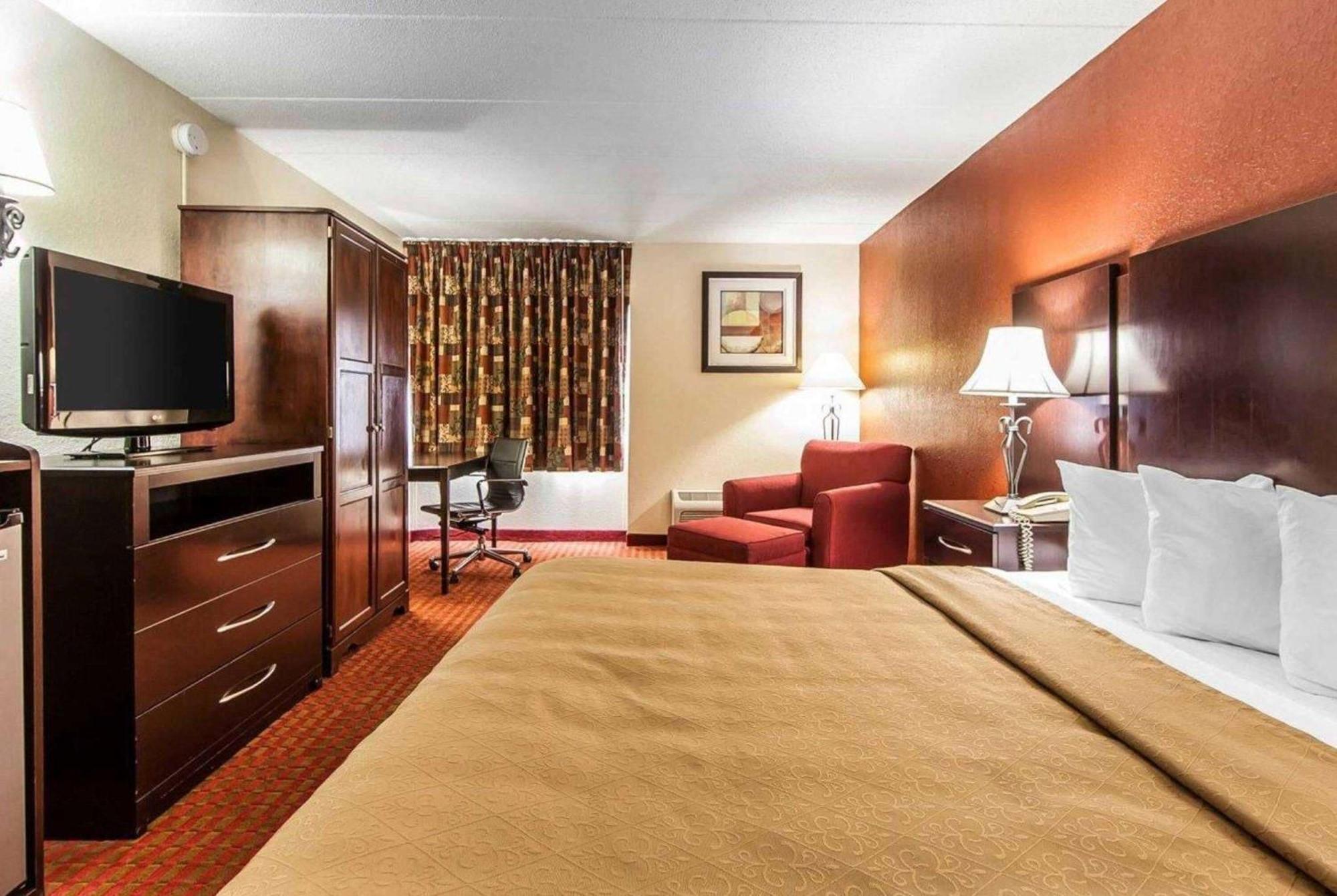 Hotel Wingate By Wyndham Marietta Conference Center Ohio Exterior foto